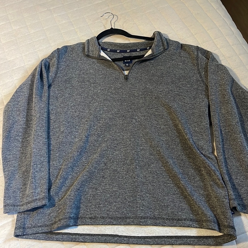 Gap Sweatshirt